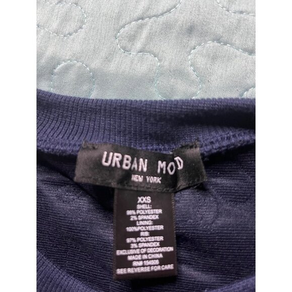 Urban Mood Navy Quilted Pullover Crewneck Top with Embroidered Flowers Sz XXS - Picture 4 of 6